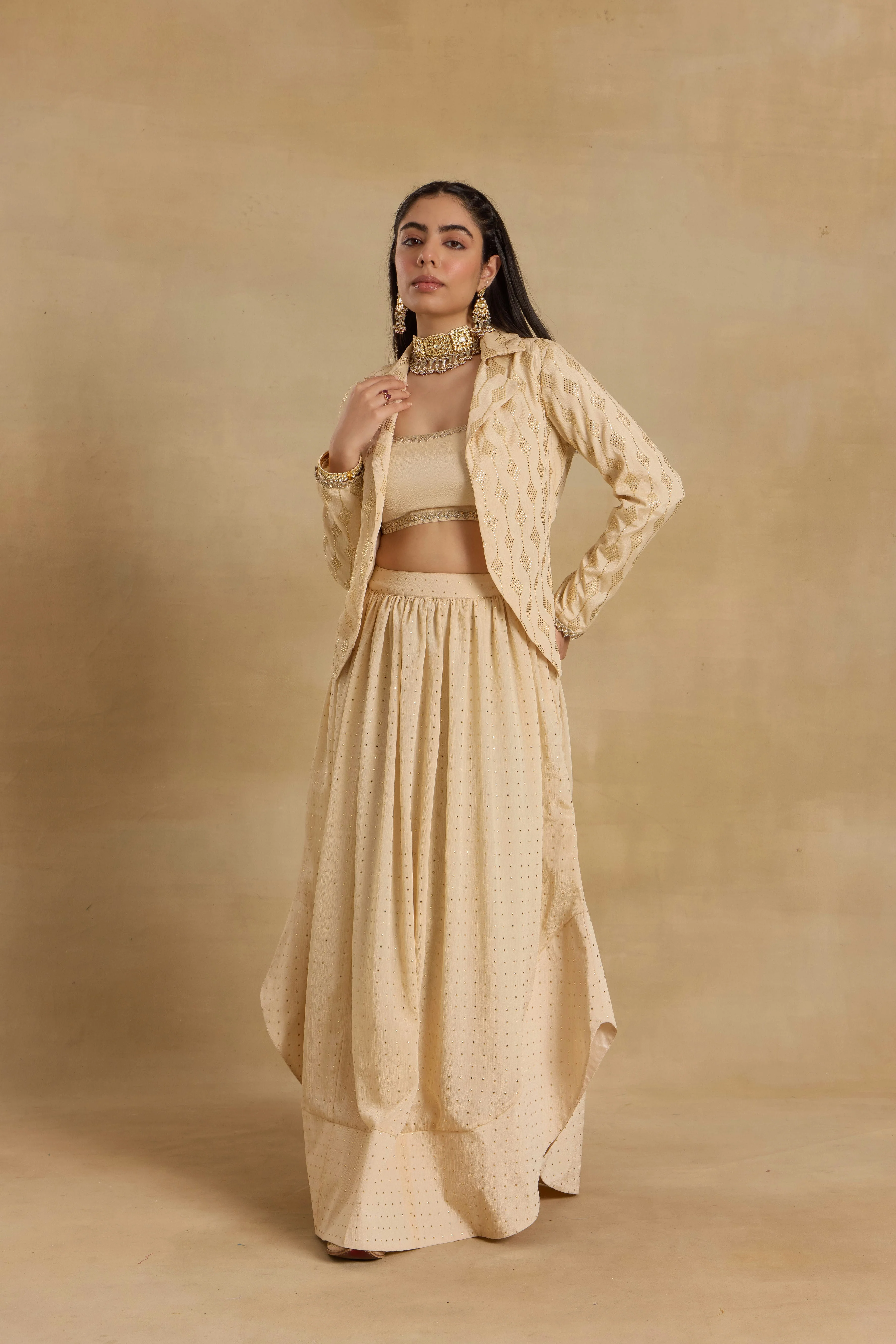 Alaya Heer Ivory Eyes On Me Lehenga Set - Image 6