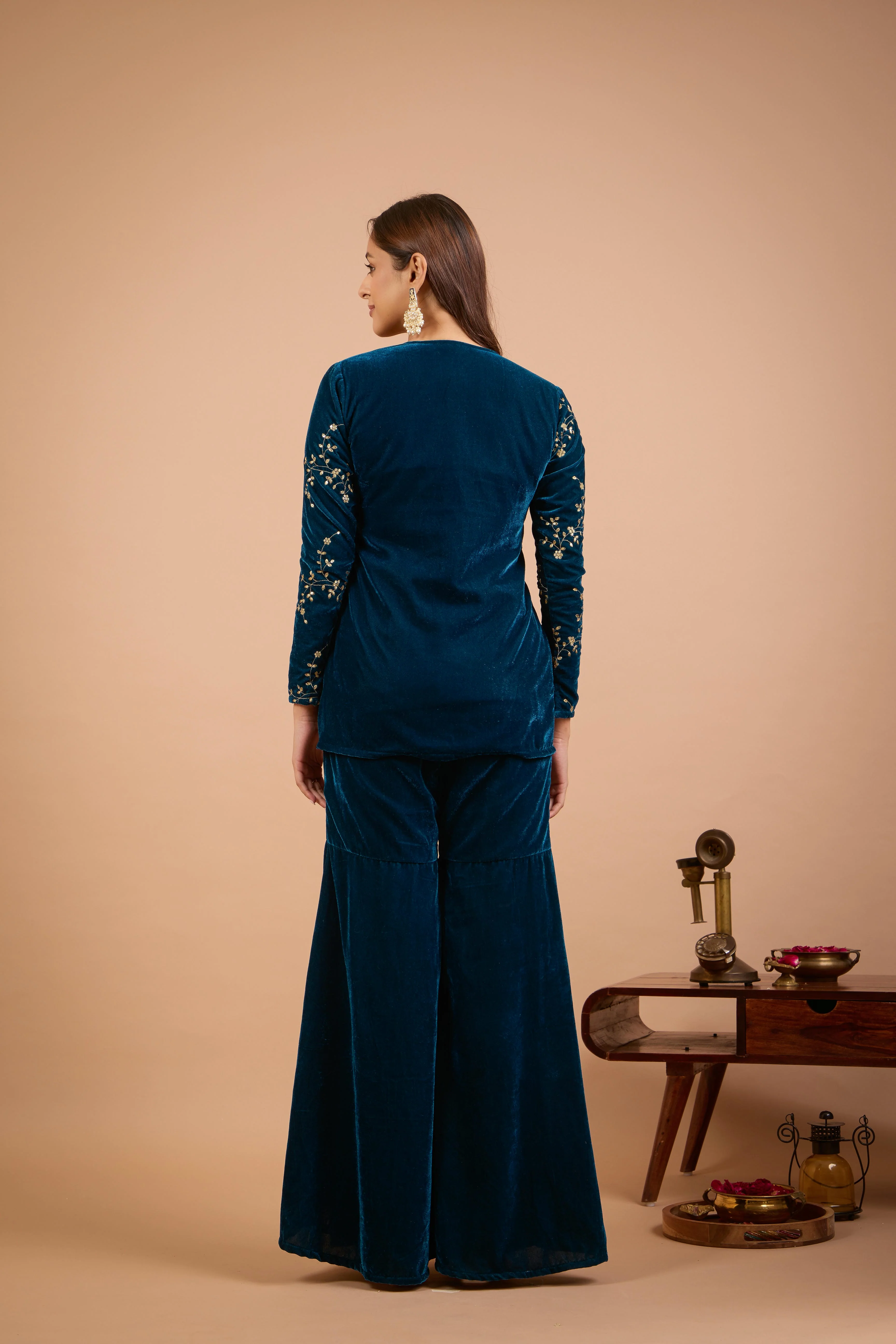 Alaya Jugni Bahamas Blue Velvet Jacket Kurta Set - Image 5