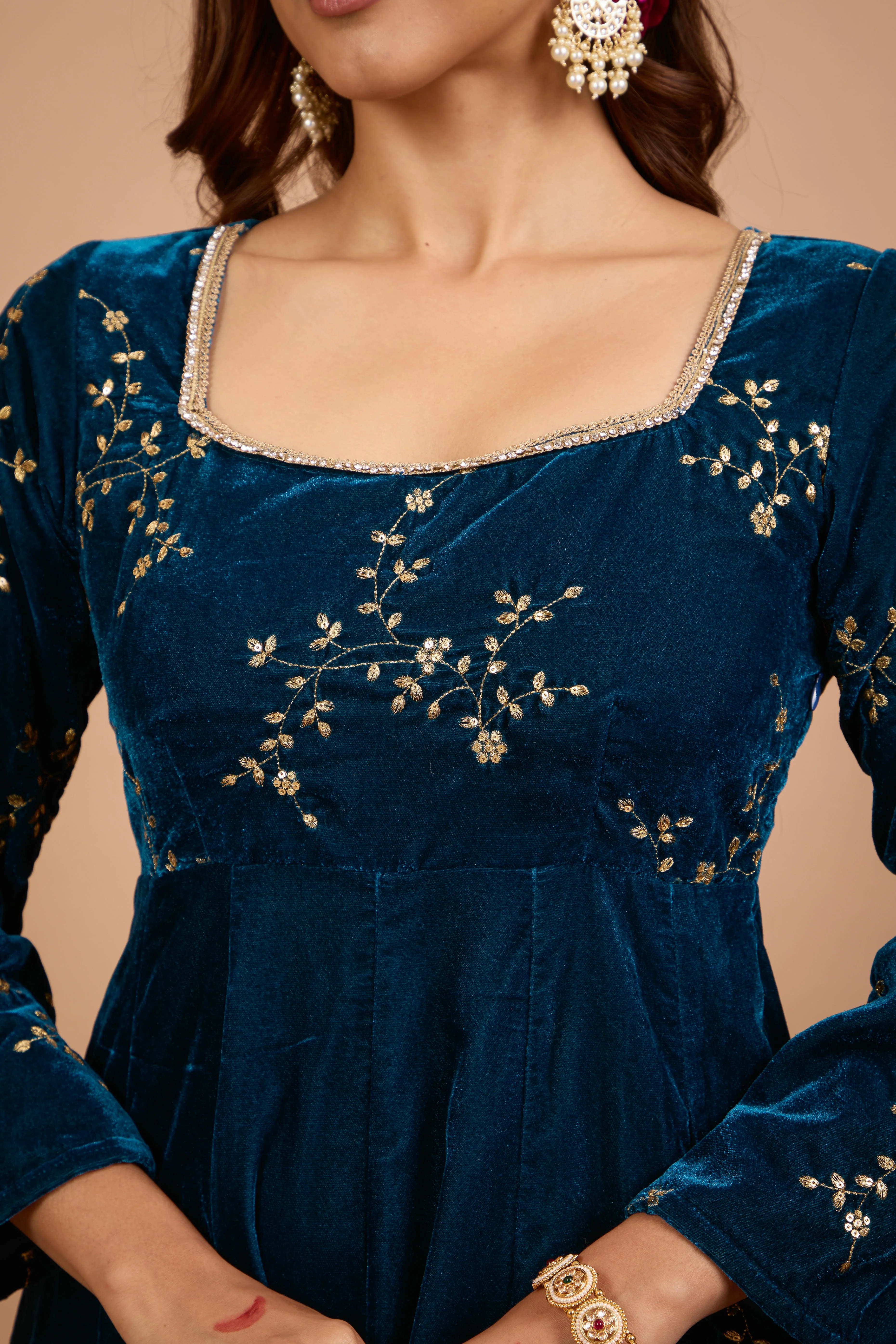 Alaya Jugni Bahamas Glow Velvet Anarkali - Image 4