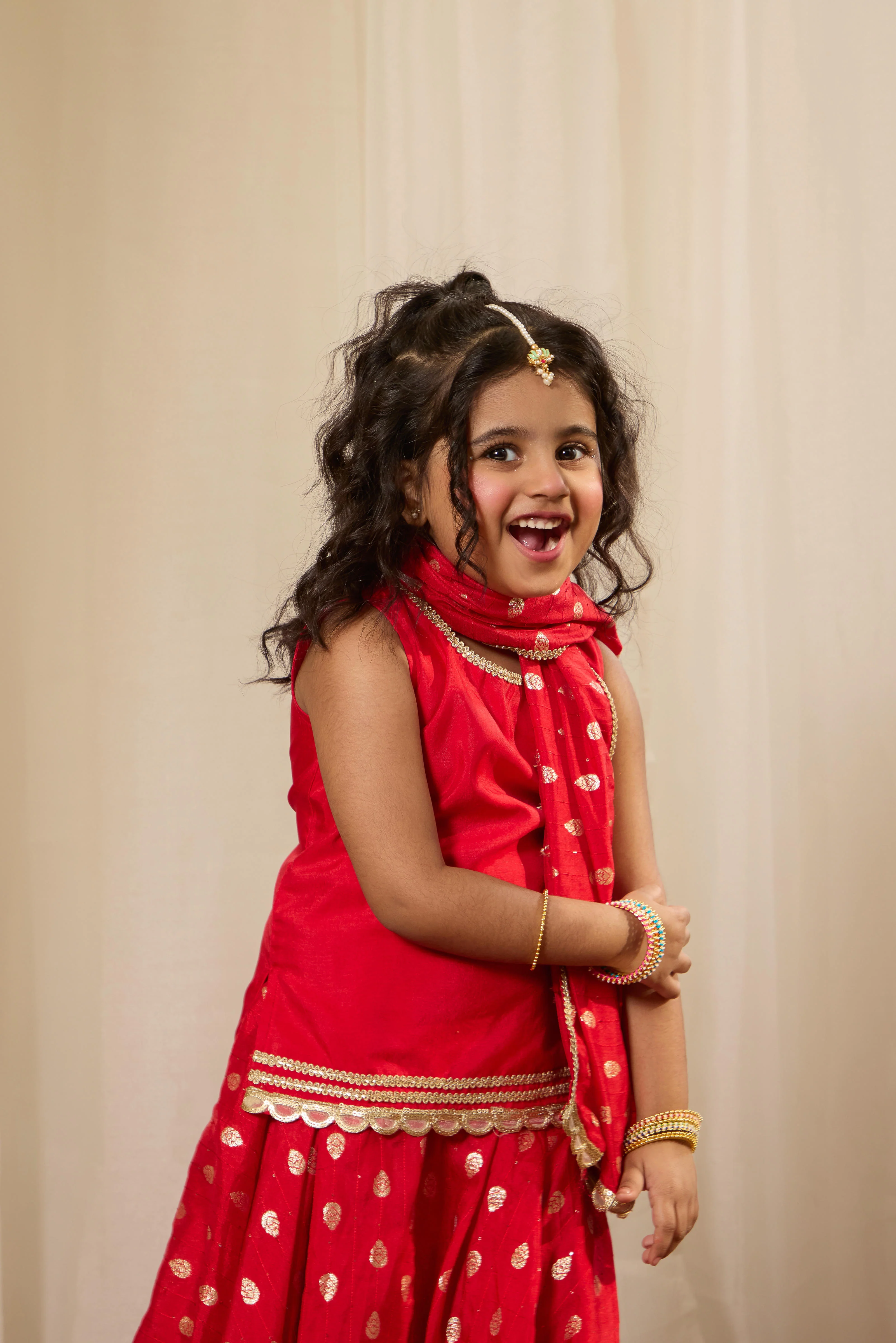 Alaya Kids Shahi Red Lehenga Set - Image 6