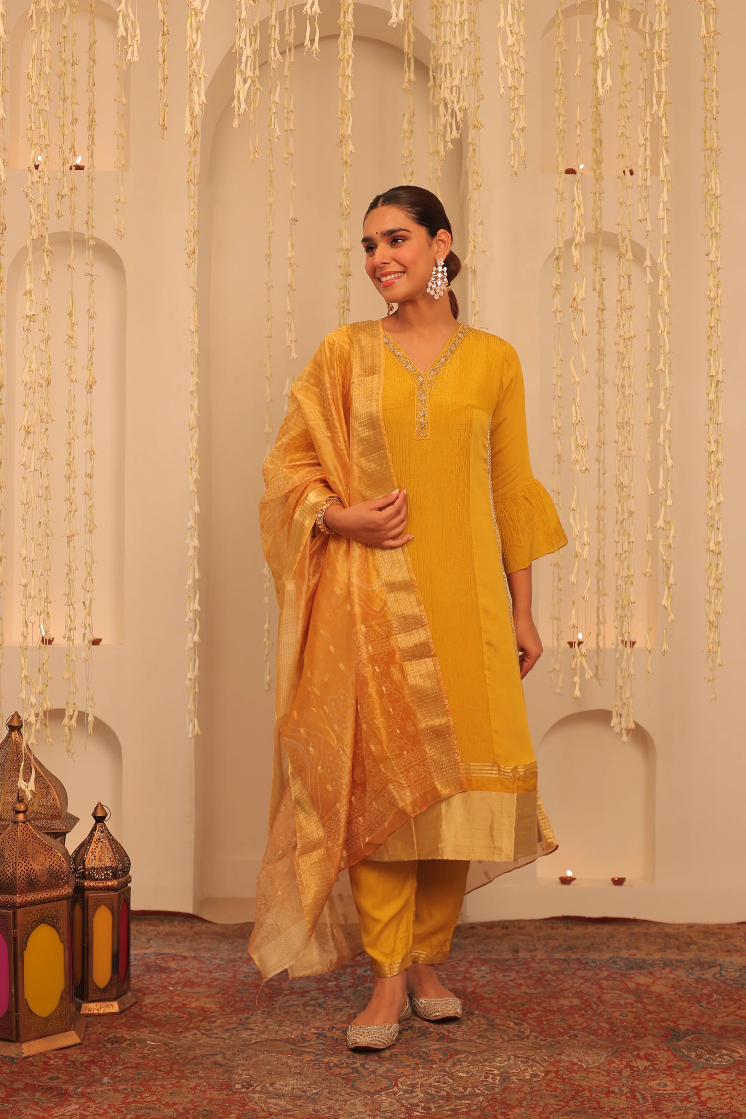 Mehfil Sunflower Kurta Set - Image 3