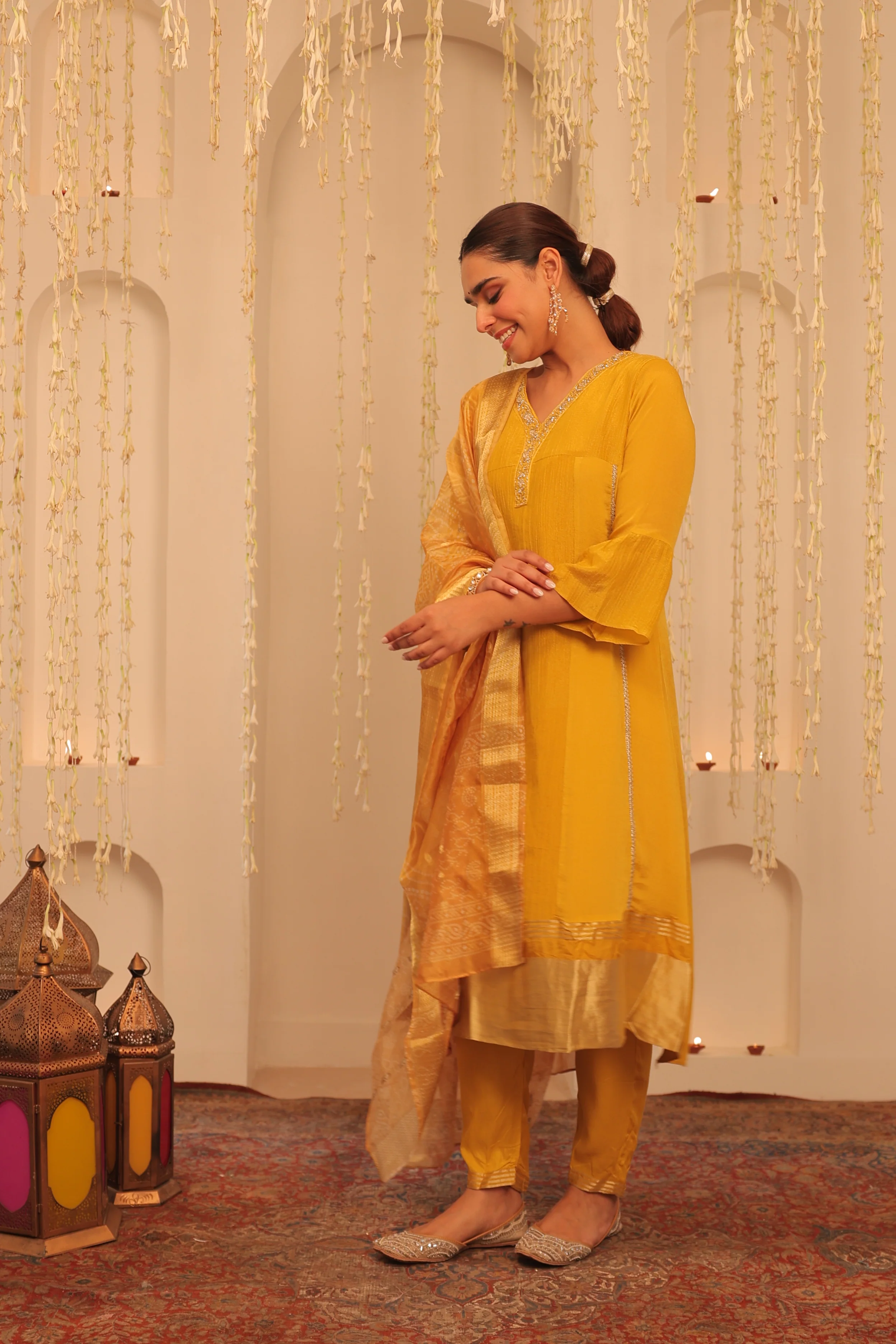 Mehfil Sunflower Kurta Set - Image 5