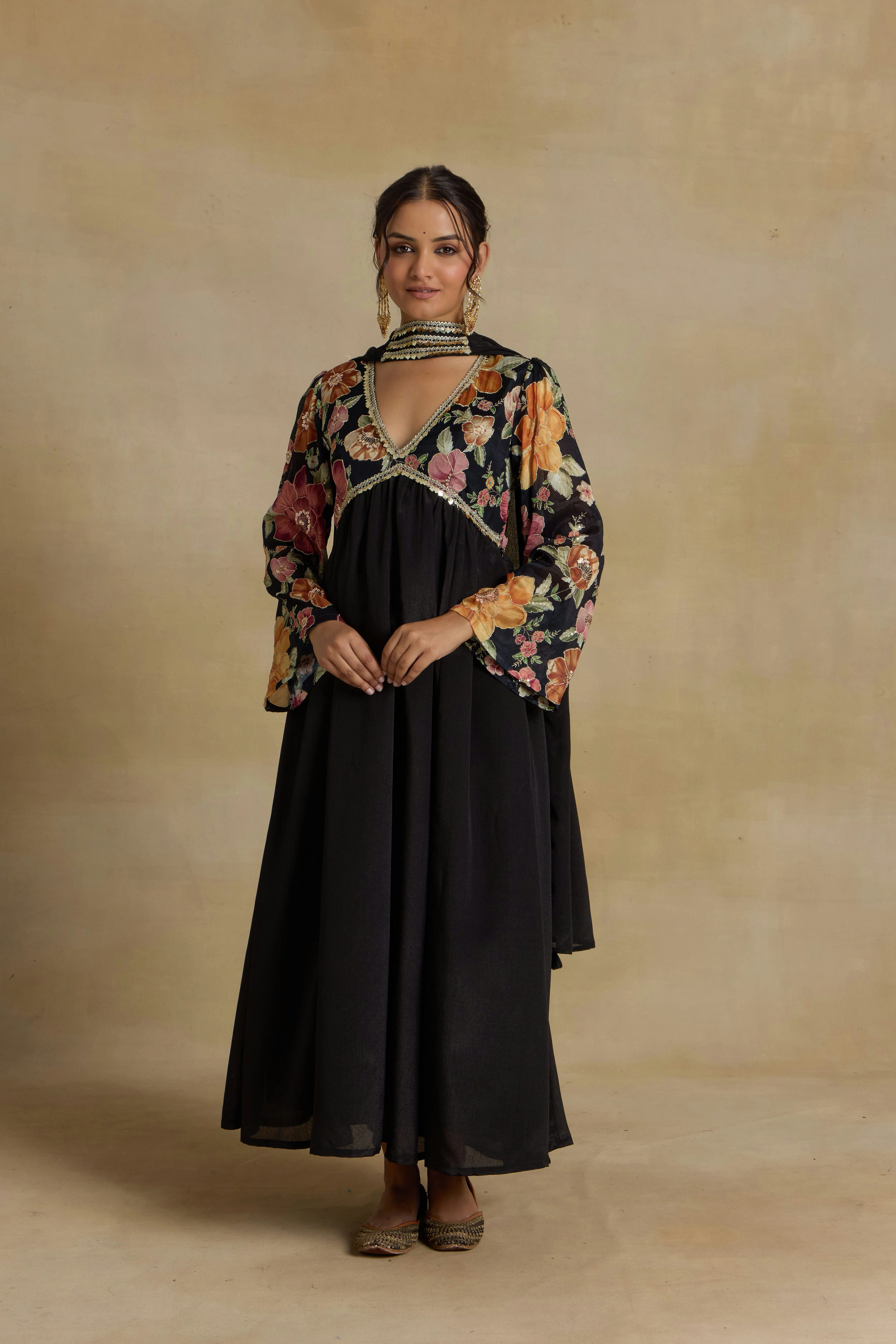 Alaya Noor Signature Black Anarkali with Choker Dupatta - Image 3