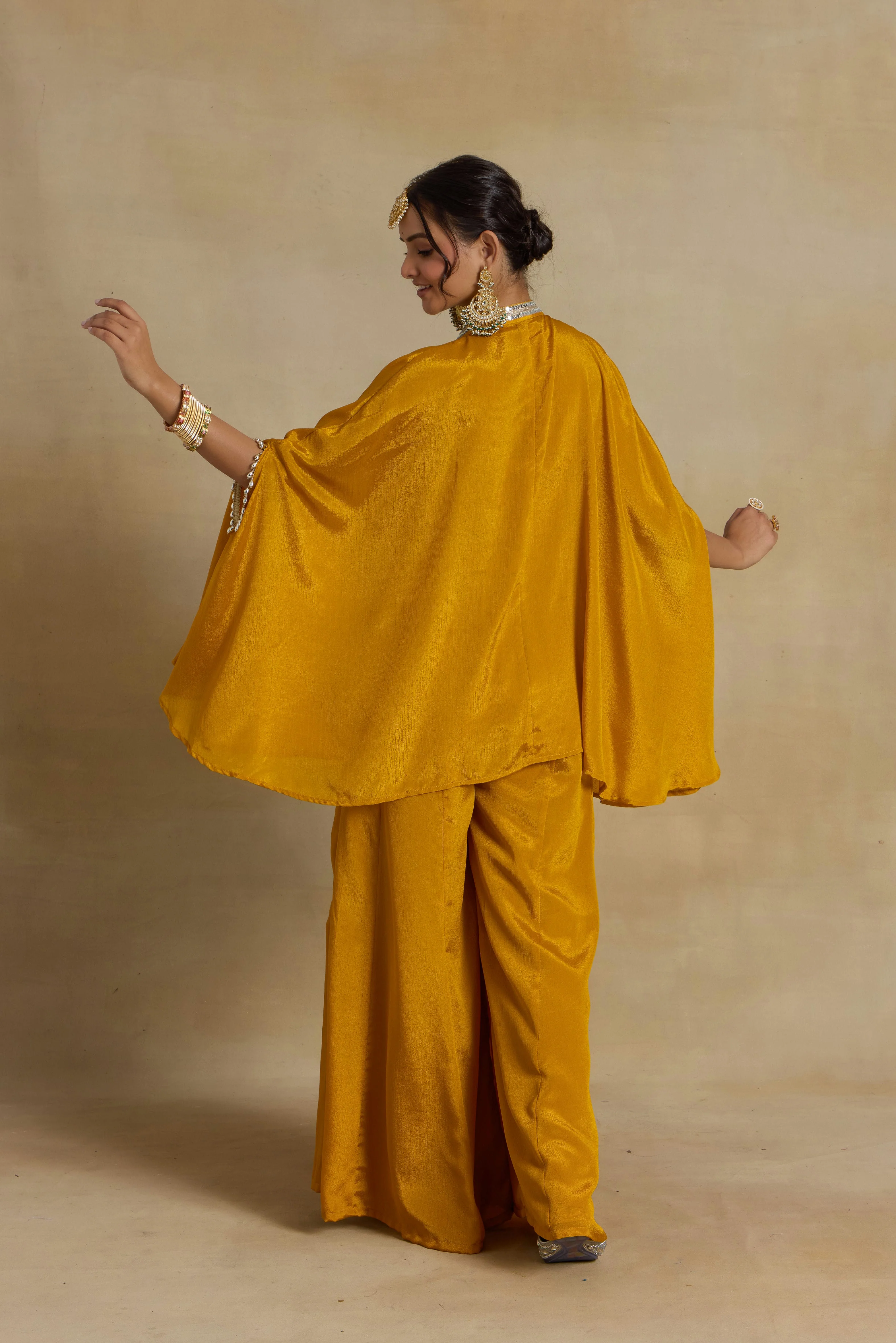Alaya Noor Yellow Bliss Kimono Set - Image 4