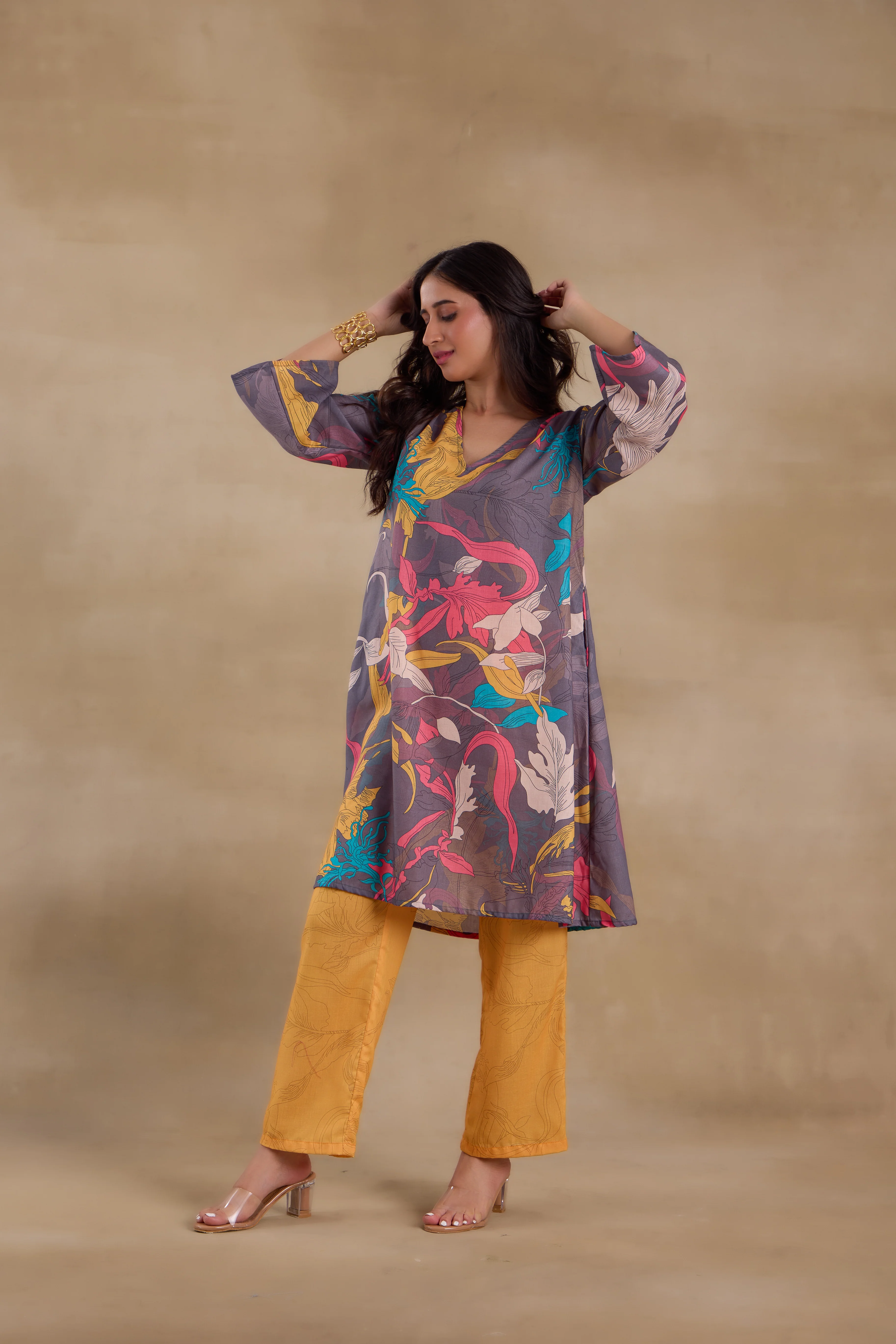 Alaya Pure Cotton Yellow Abstract Floral Kurta Set - Image 4
