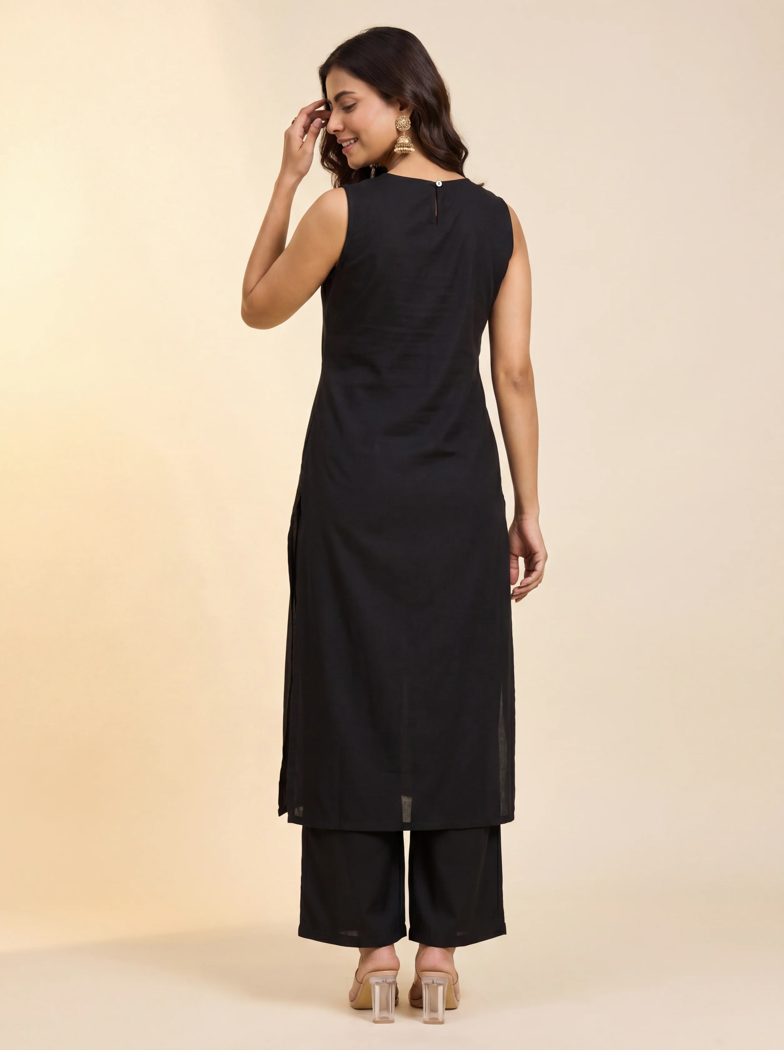Alaya Select Black Blossom Kurta Set - Image 3
