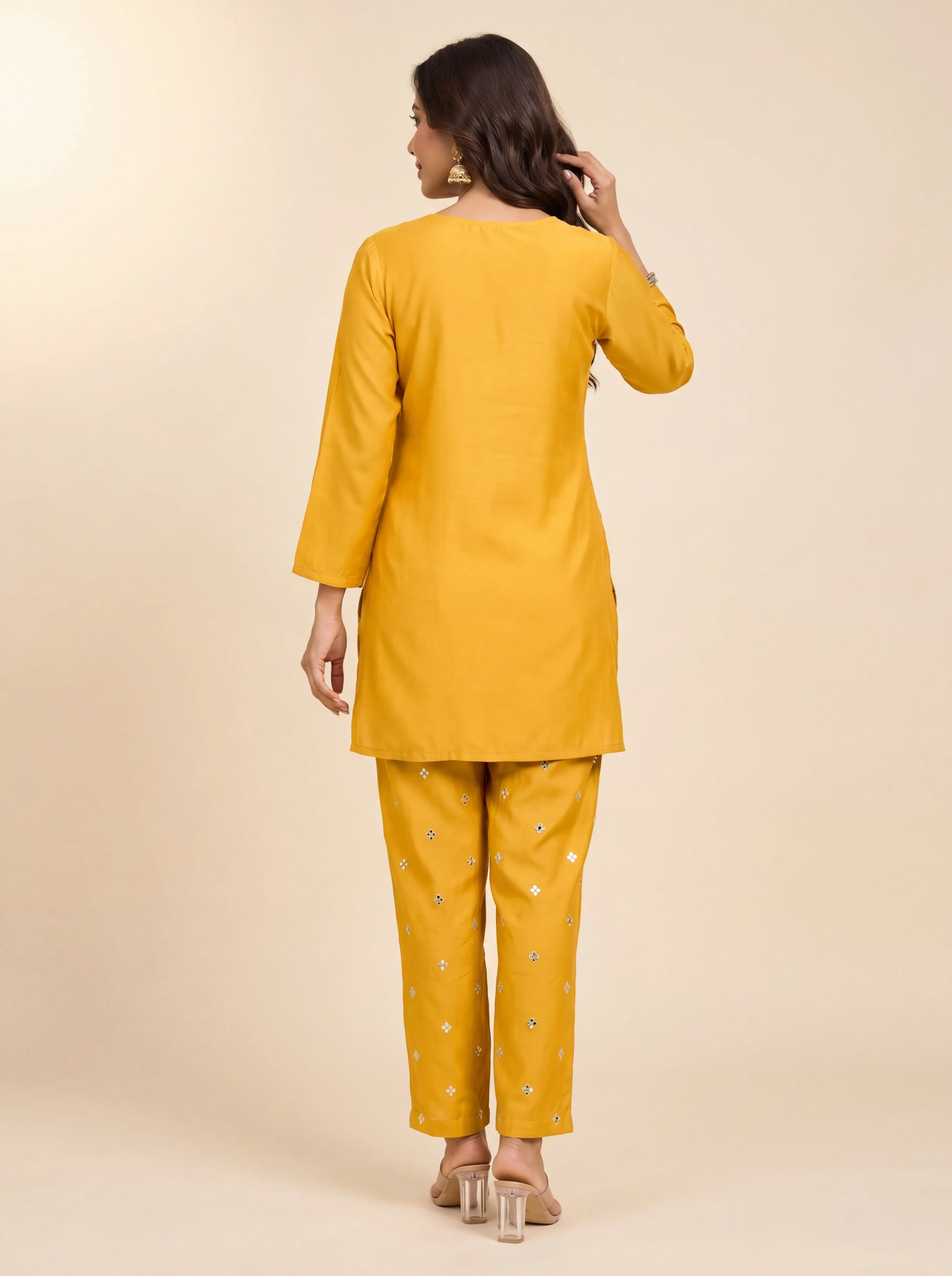 Alaya Select Yellow Zari Kurta Set - Image 4