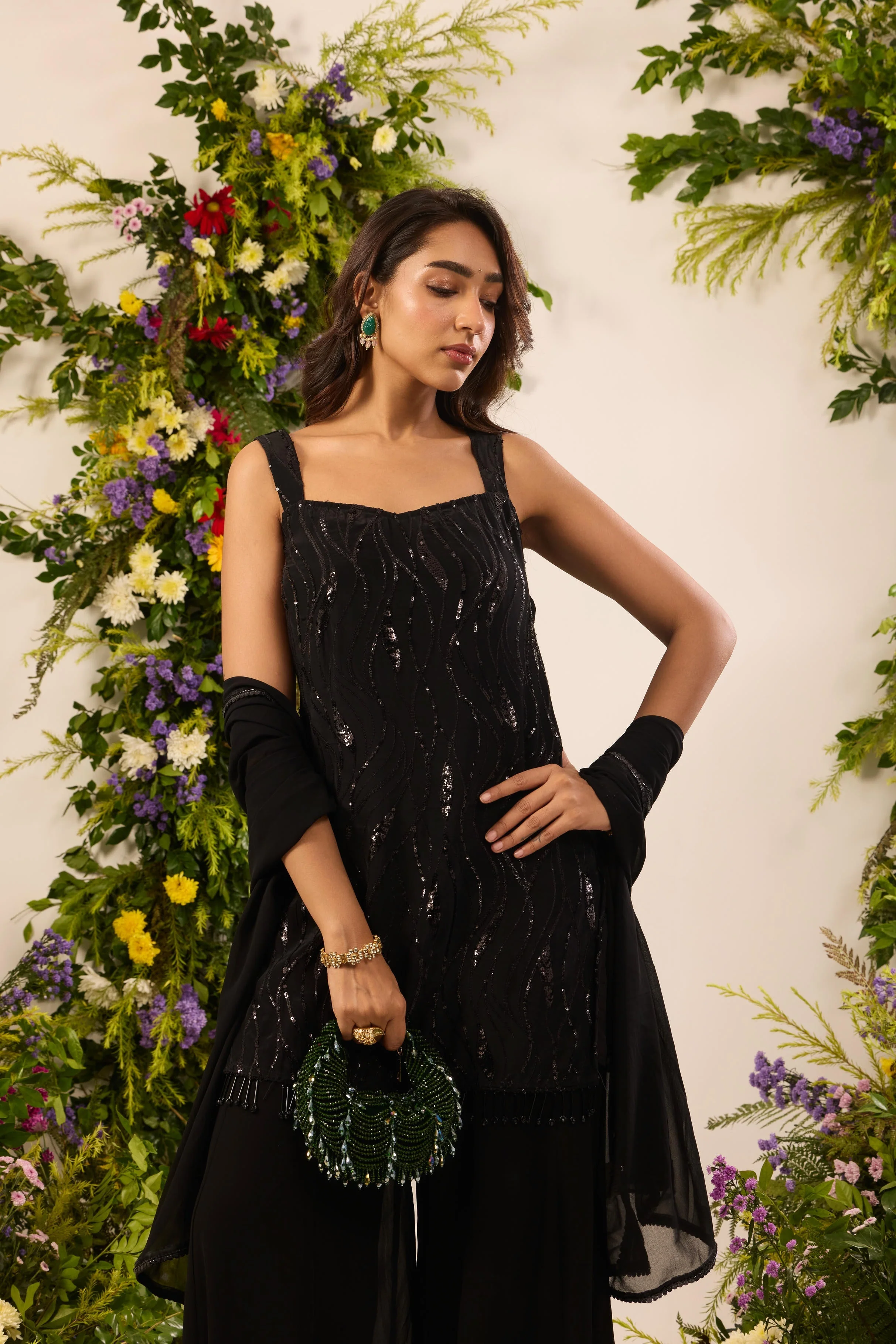 Mastaani Black Shine Kurta Set - Image 6