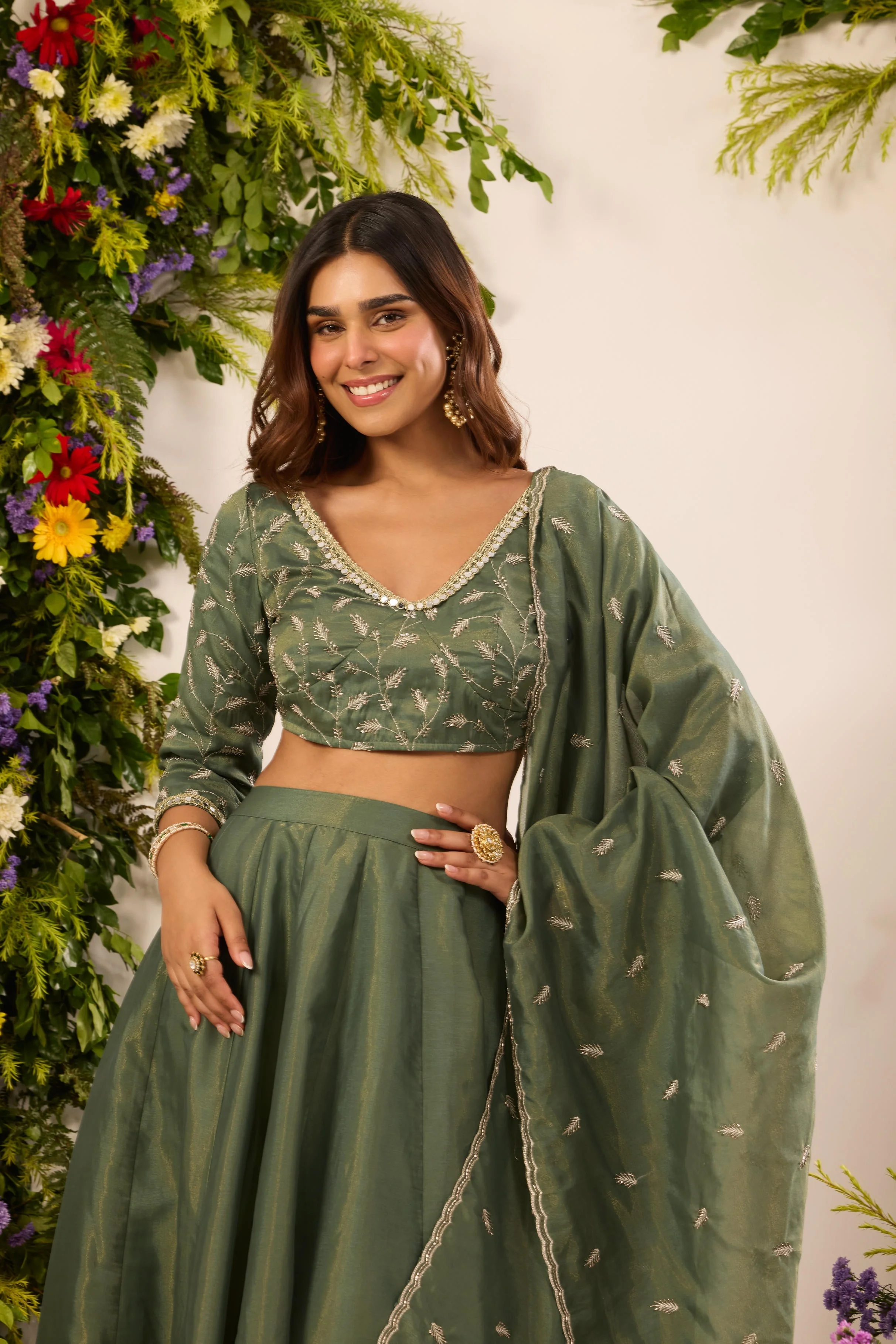 Mastaani Fern Green Lehenga Set - Image 5
