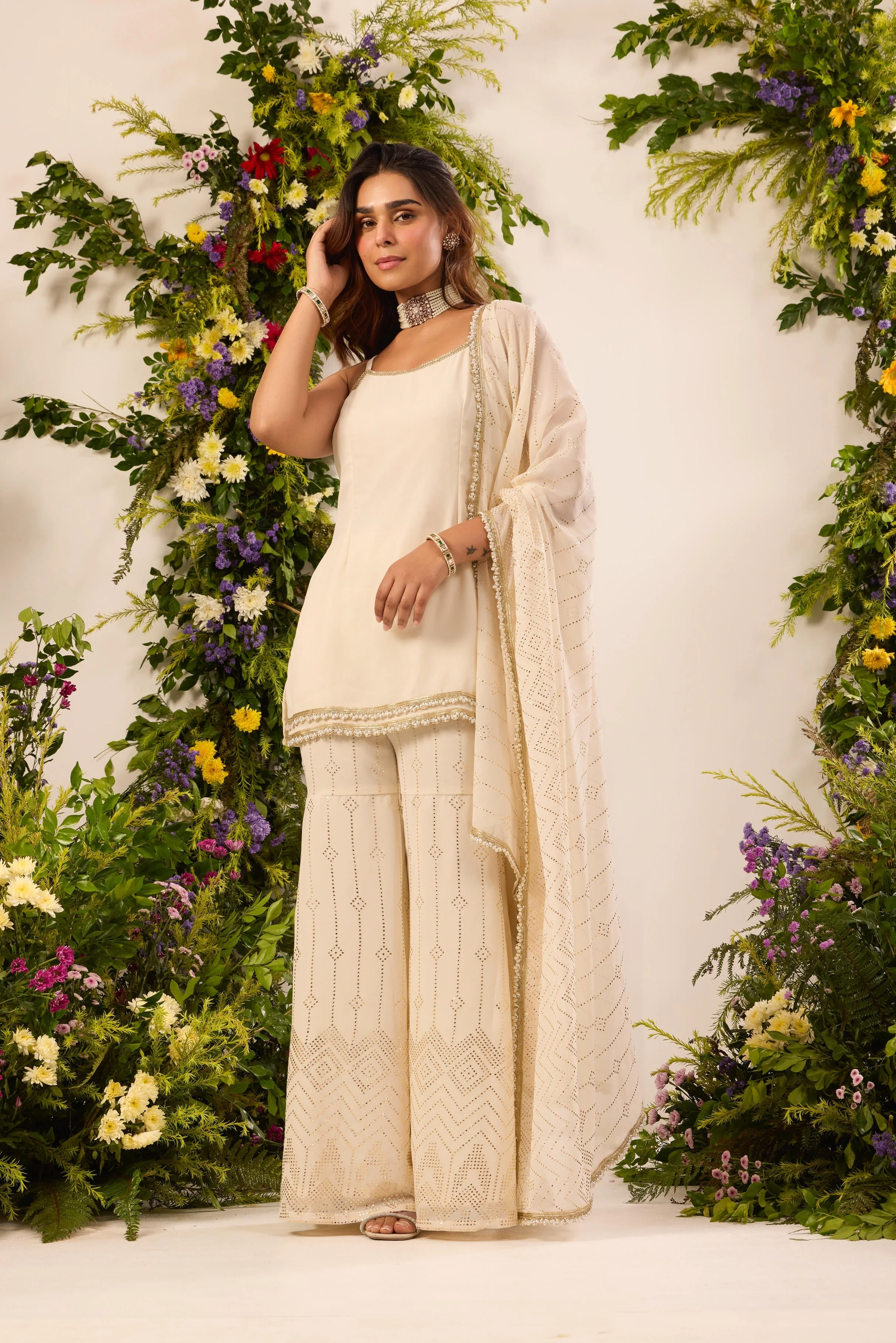 Mastaani Ivory Glow Cami Kurta Set - Image 3