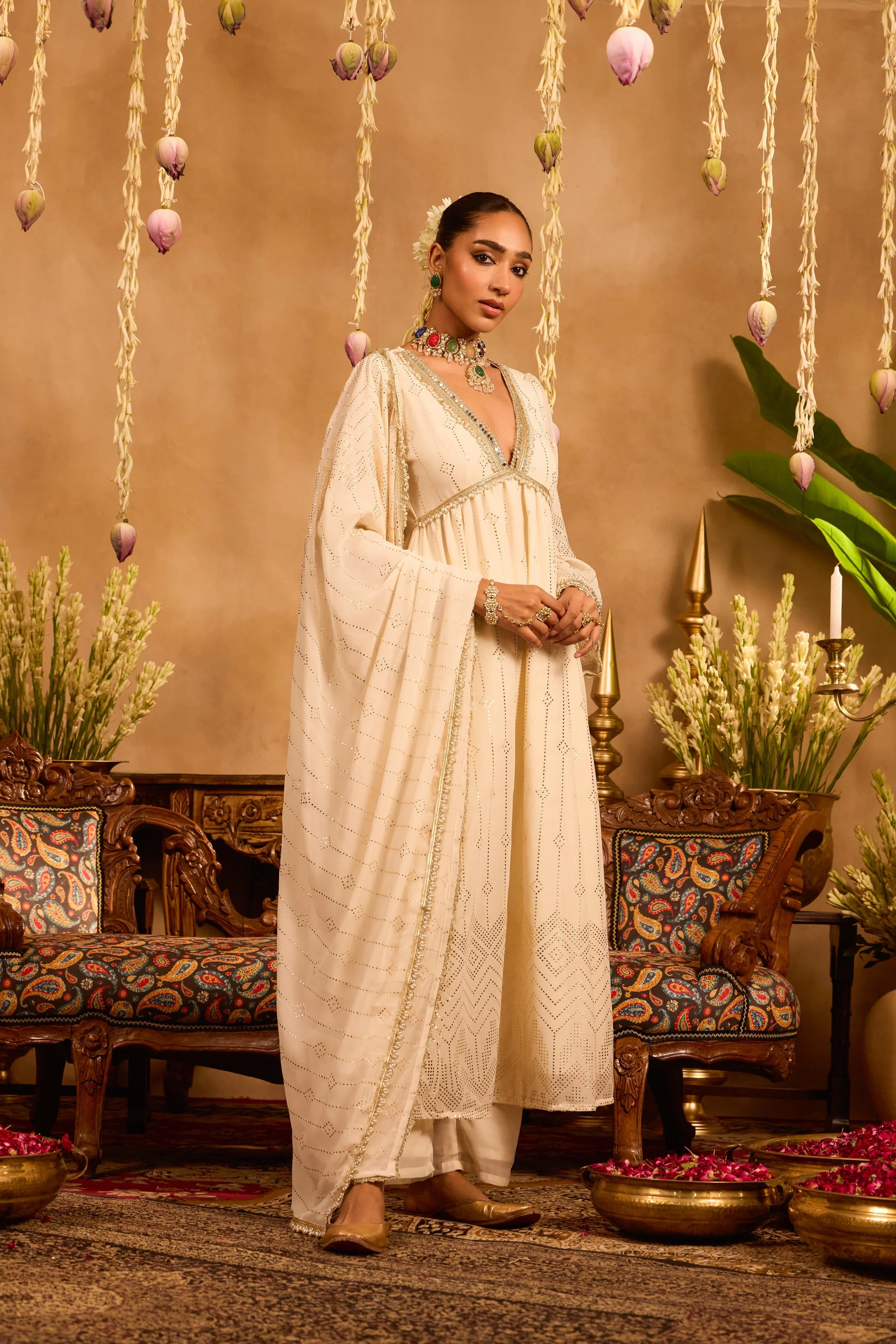 Mastaani Ivory Glow Mirrorwork Anarkali Set - Image 4